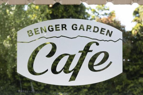 Benger Garden Cafe & Chalets