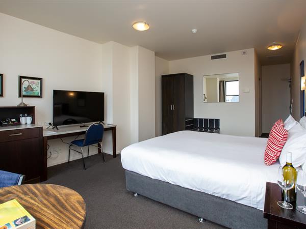 Distinction New Plymouth