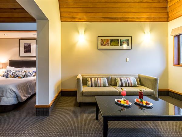 Distinction Te Anau Hotel & Villas