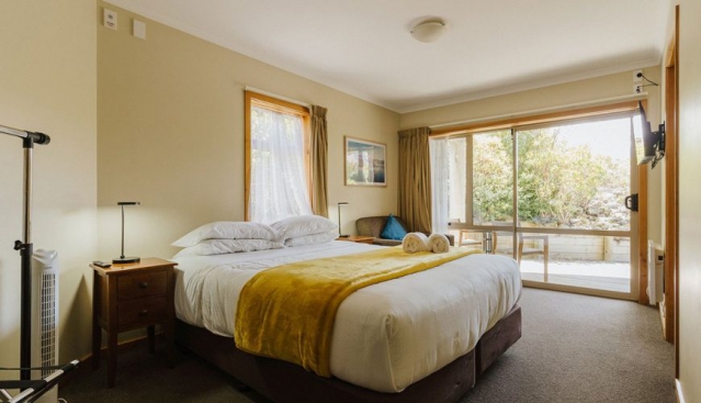 Aoraki Mt Cook Alpine Lodge