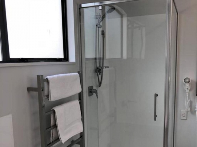 Durham Court Motor Inn