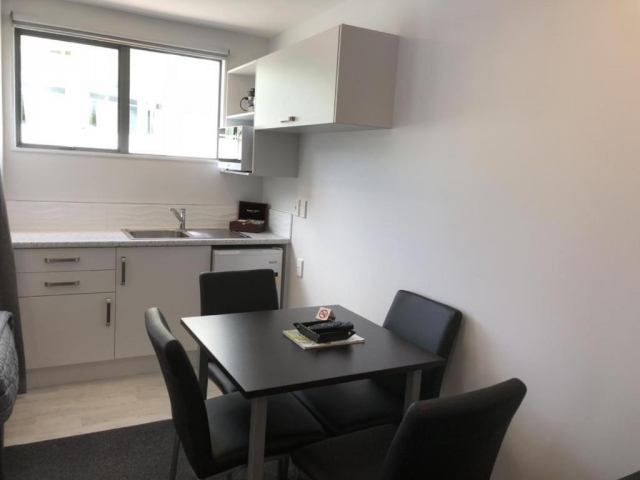 Durham Court Motor Inn