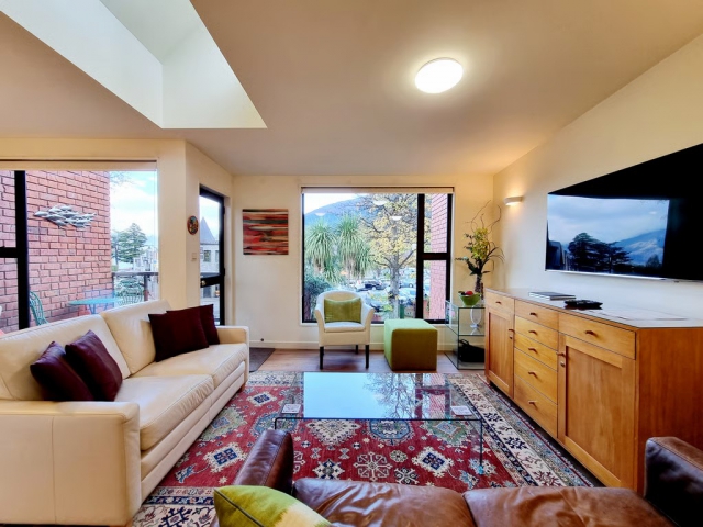 Penrich Court Apartments 