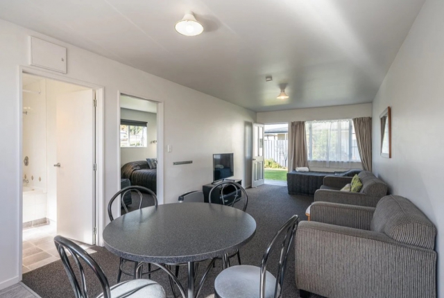Fitzherbert Court Motel 