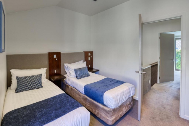 Garden Court Suites & Apartments