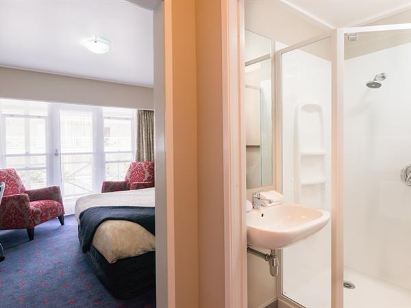 Discovery Settlers Hotel