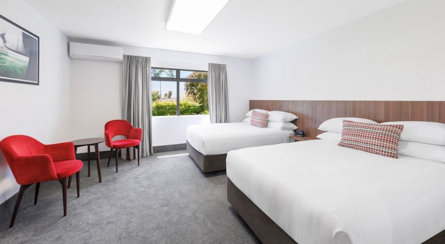 Jet Park Hotel Hamilton Airport