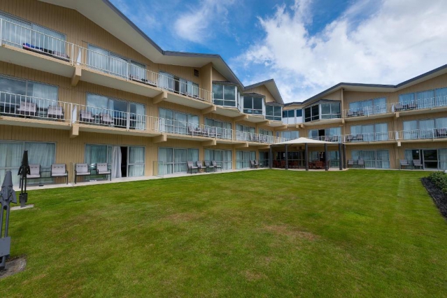 Picton Beachcomber Inn