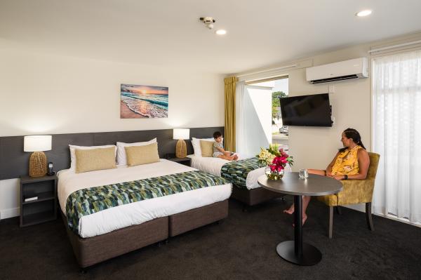 Carnmore Hotel Takapuna