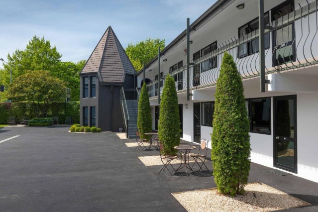 The Towers on the Park