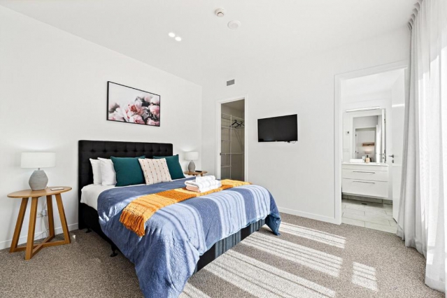 The Waterfront Suites 2 Bedroom