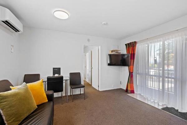 Tussock Peak Lodge