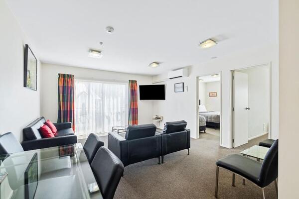 Tussock Peak Lodge