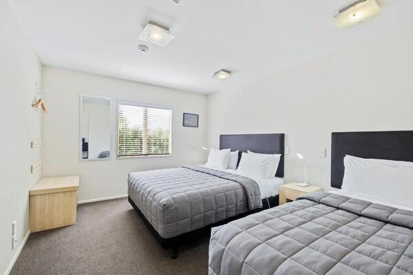 Tussock Peak Lodge