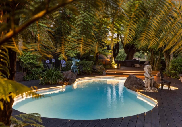 Hana Lodge