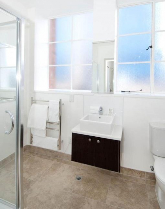 Quest on London Hamilton