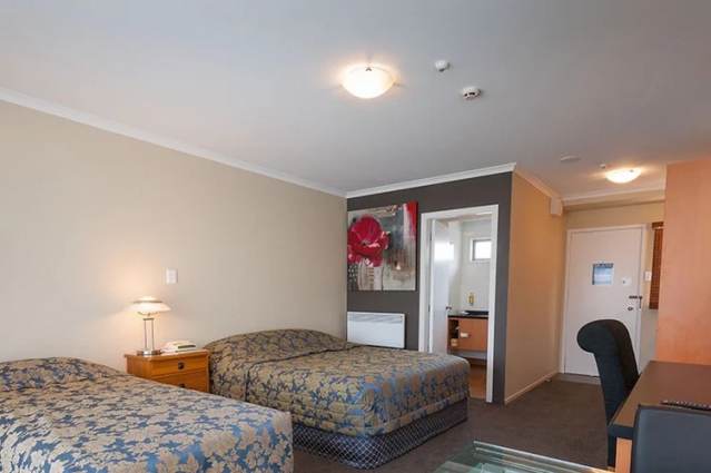 Picton Beachcomber Inn