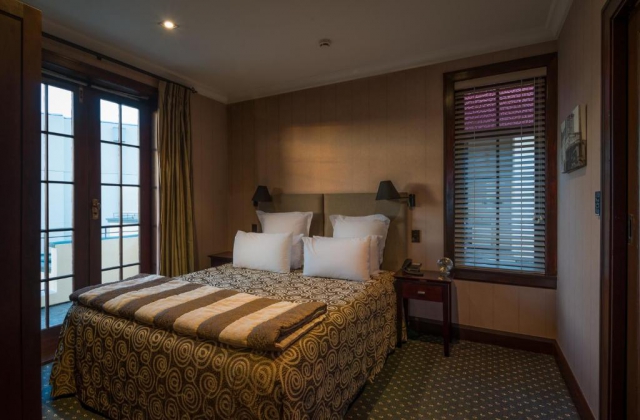 The Crown Hotel Napier